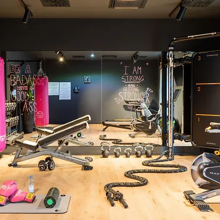 Moxy Berlin Airport-3